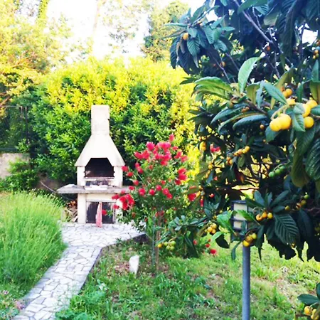 Ivanica And Mirela شقة *